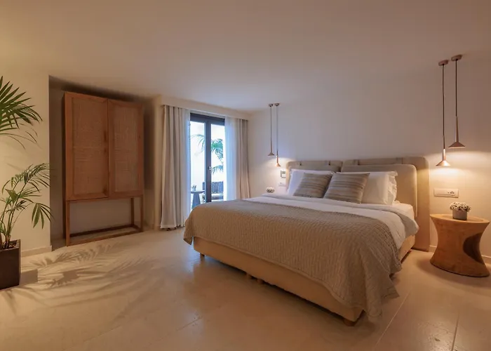 Asty Mykonos & - World Of One Group 5*